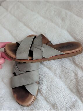 L.L. Bean Sedona Lake Washed Leather Sandals Sage Color Sz 8